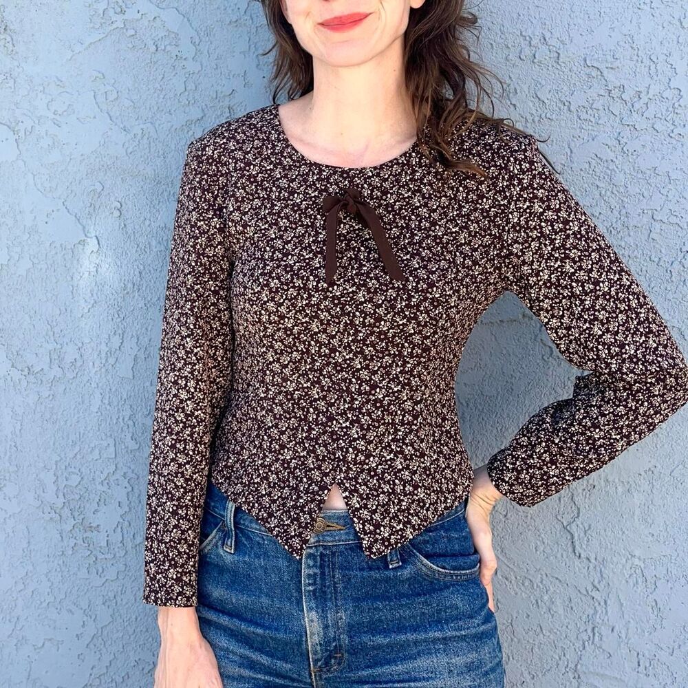 70s blouse Floral and bow Top cottagecore